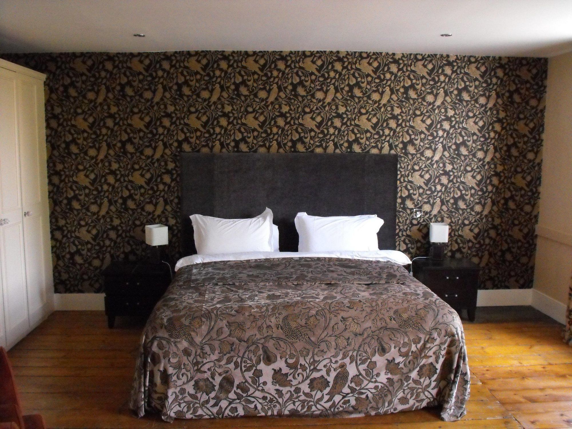 Chequers Inn By Greene King Inns Maresfield Extérieur photo