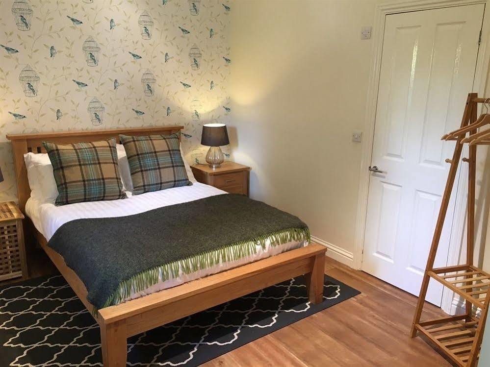 Chequers Inn By Greene King Inns Maresfield Extérieur photo